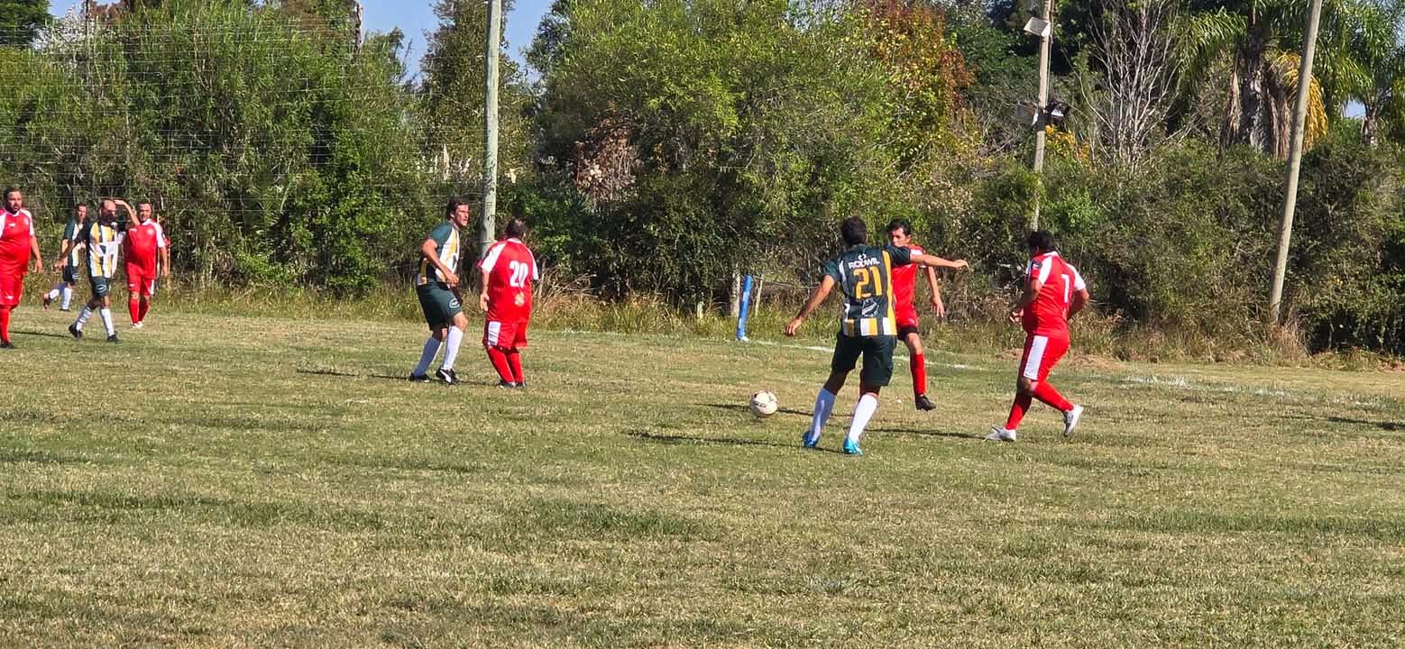 El fútbol senior local comienza a llegar a su recta final. Foto: Radio Libertadores.