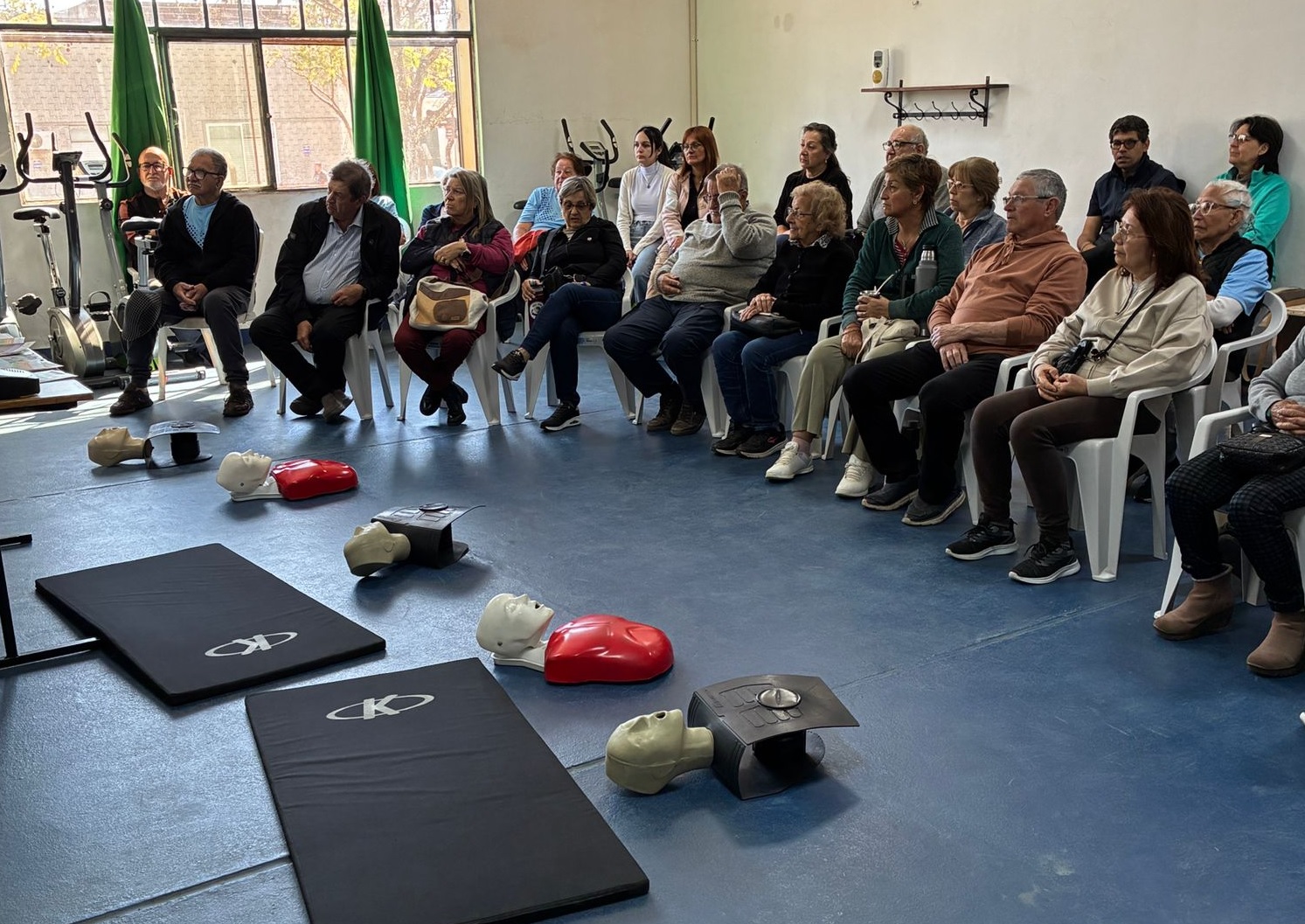 Actividad por la Semana del Corazón ayer, en Plaza de Deportes.