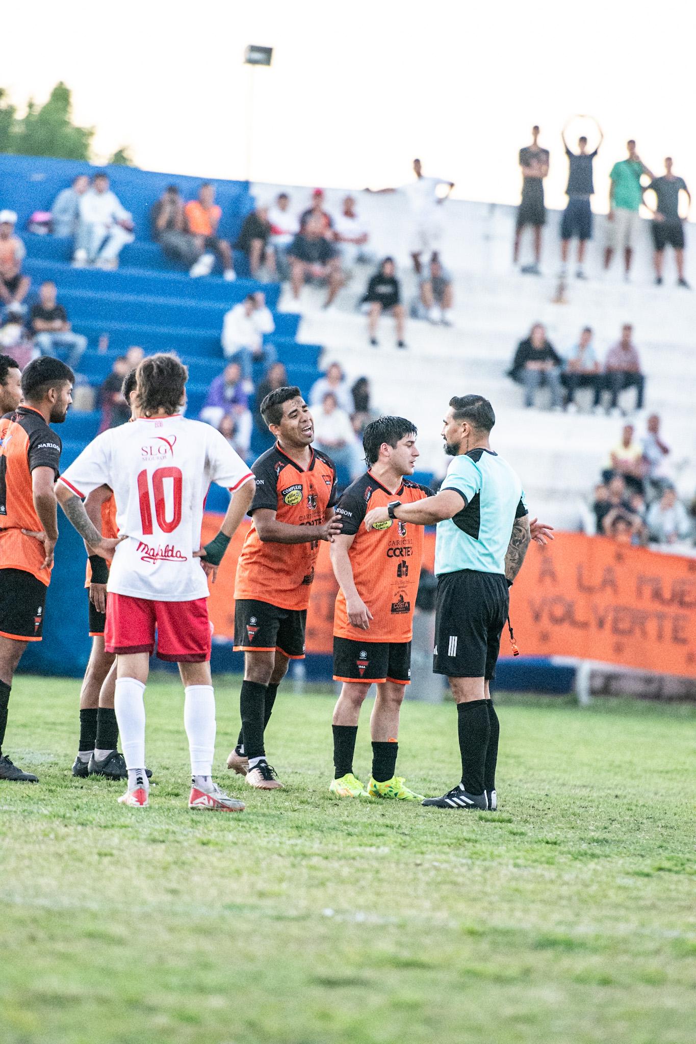 El partido que levantó otro problema para Campeonato Salteño 2025.  'Foto Valentín Fernández'