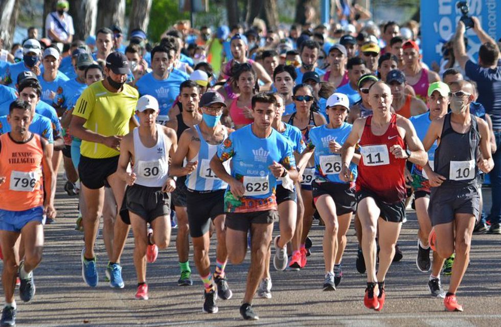 Salteños aprontan su participación en la Maratón de Reyes de Concordia