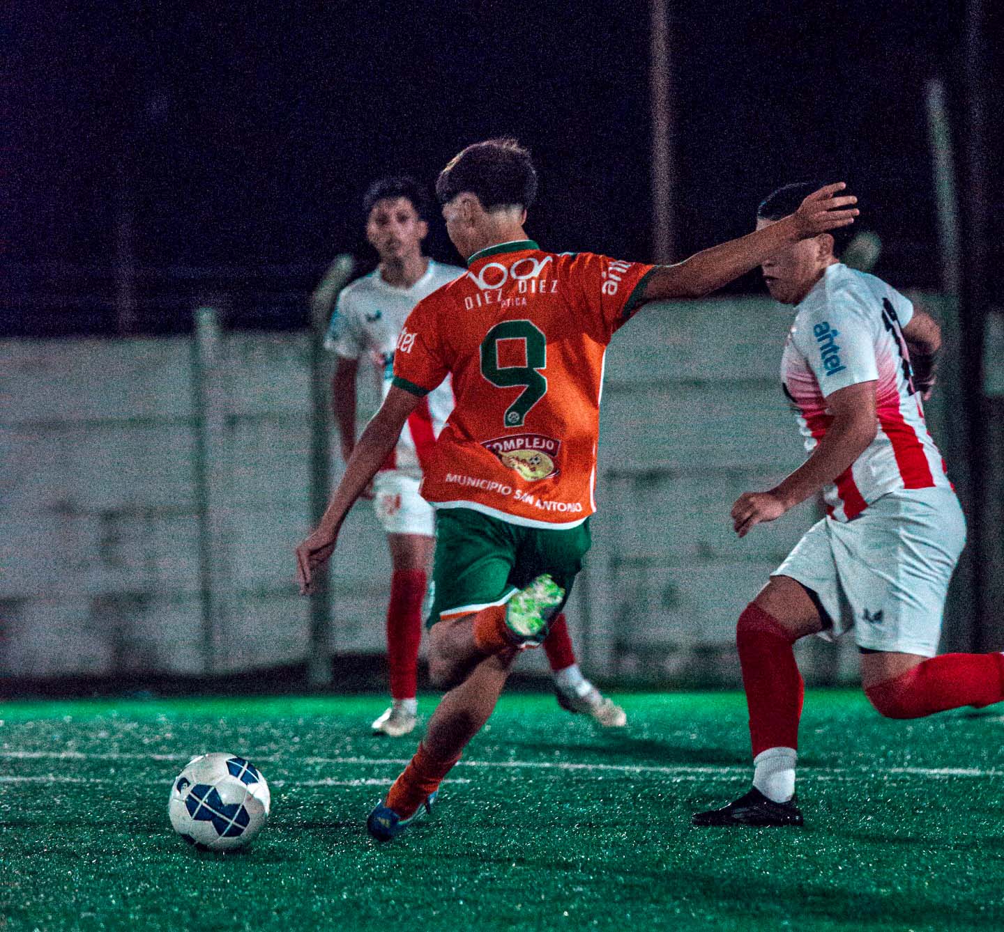 En el partido de primera hora, en juveniles sub 18, fue victoria de Young por 4-2. Los goles salteños fueron marcados por Thiago Da Rosa y Franco Castro. Foto gentileza de 'Liga Agraria'