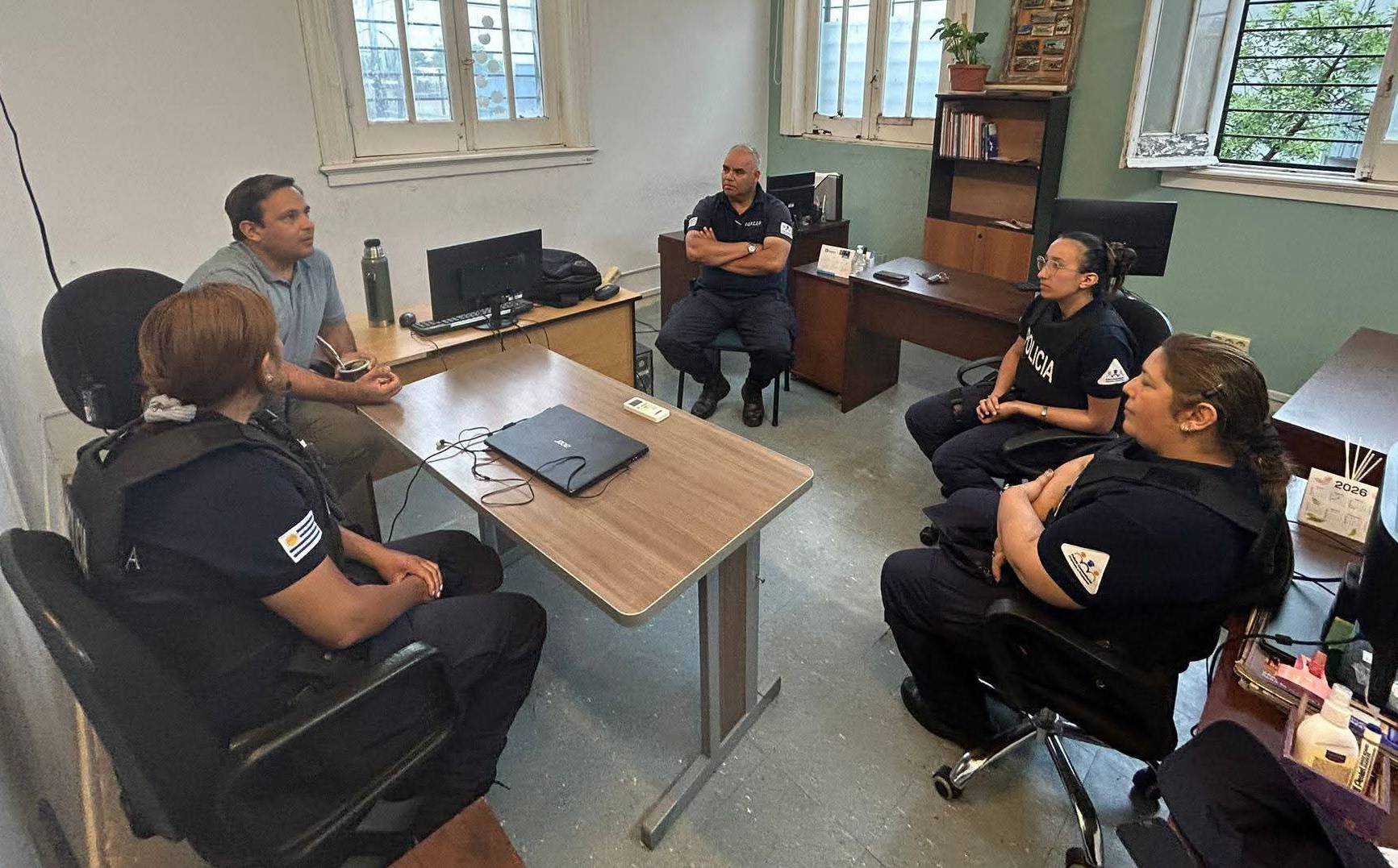 MIDES y Policía Comunitaria coordinan acciones frente a casos de urgencia social