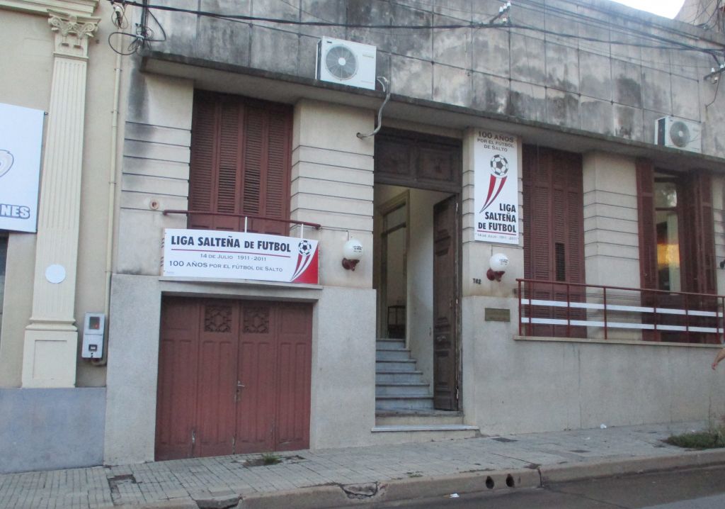 Pases:   49 solicitudes  en el séptimo día