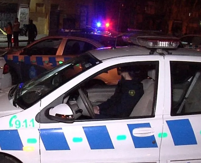 Delincuentes asaltaron a mano armada  un comercio y se llevaron recaudación