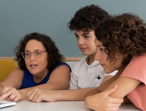 Lanzan programas educativos  sobre Energía, UTE y Ceibal