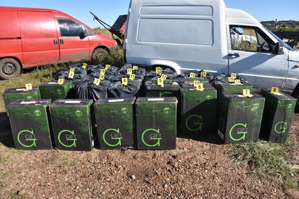 Incautan cigarrillos de contrabando tras investigación en un predio