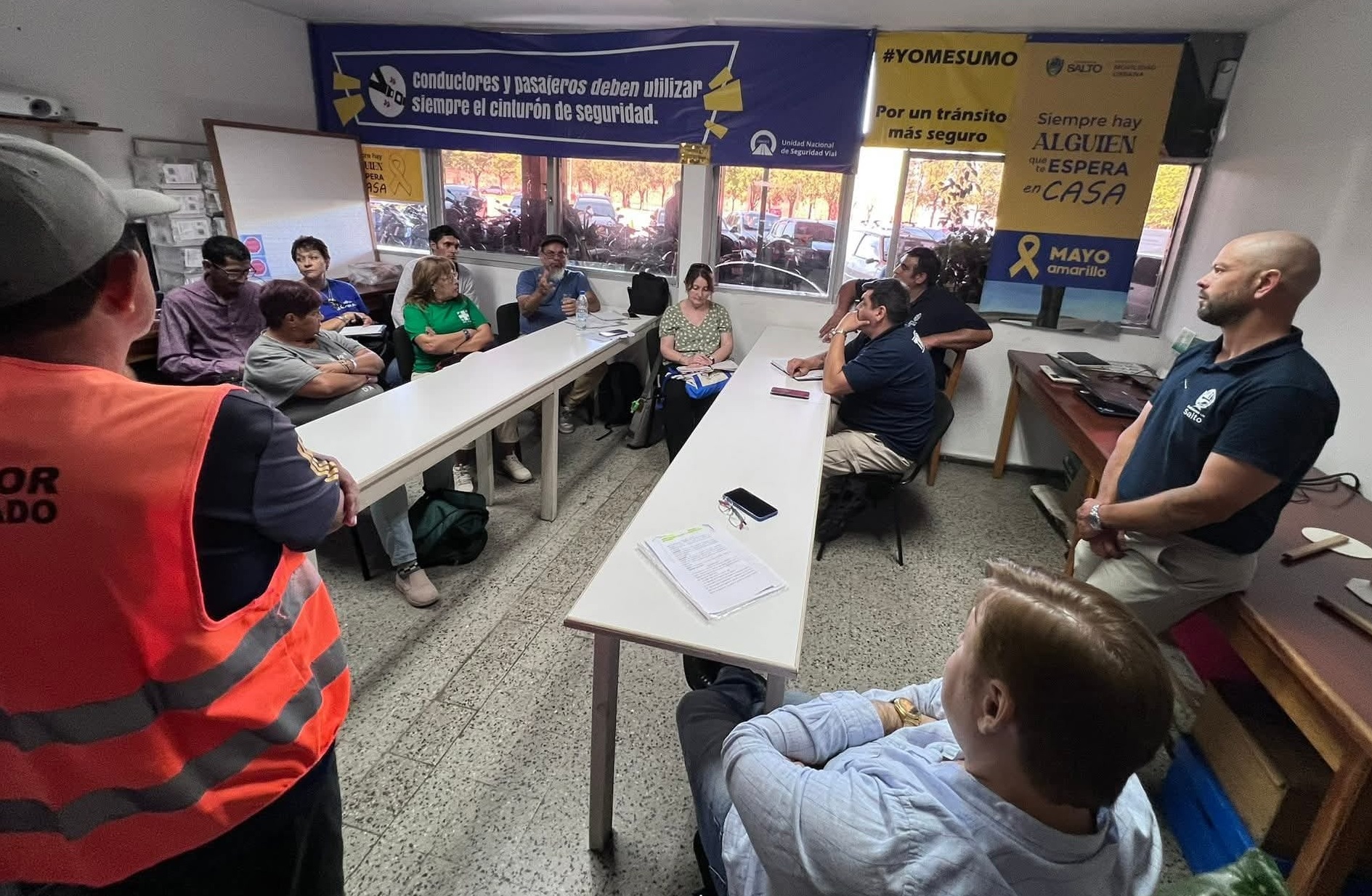 Cuidacoches e Intendencia acuerdan reglamentación y estabilidad laboral