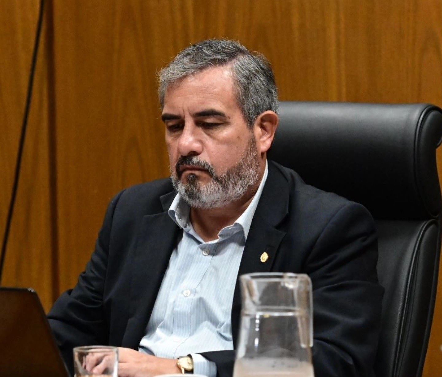 De Brum impulsa blindaje de recursos para la granja: busca que el IVA a las importaciones vuelva directamente al sector