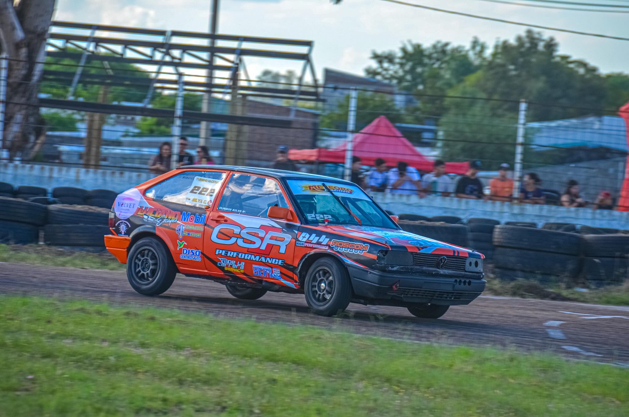 Automovilismo . La fiesta del SAC en el retorno oficial  a la pista del autódromo salteño