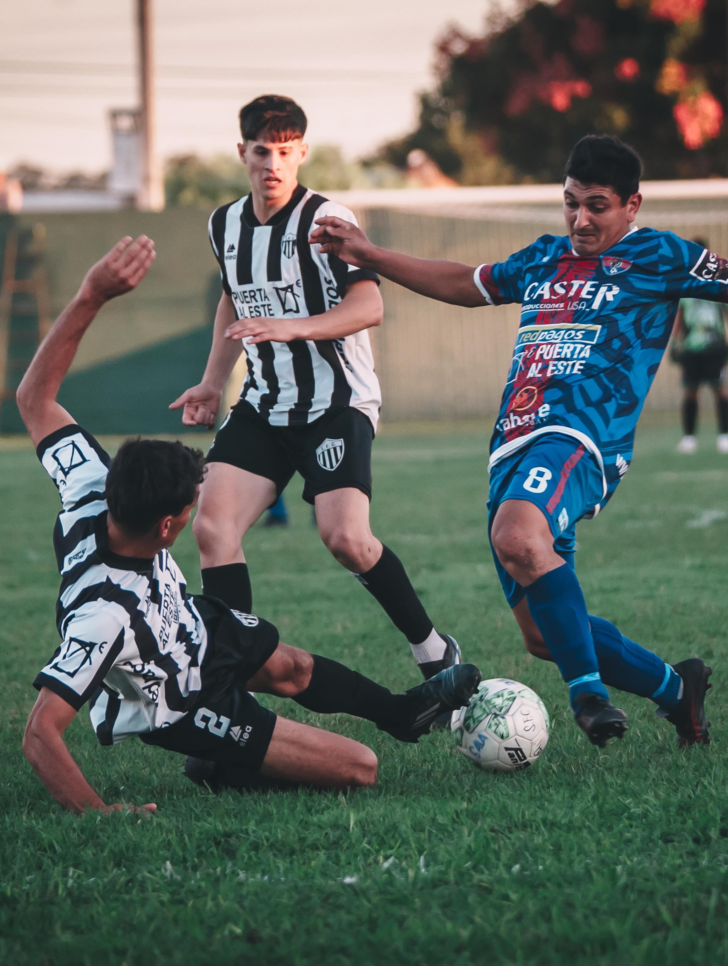 Divisional "B": 8ª fecha a la cancha, se destaca Saladero - Sud América 