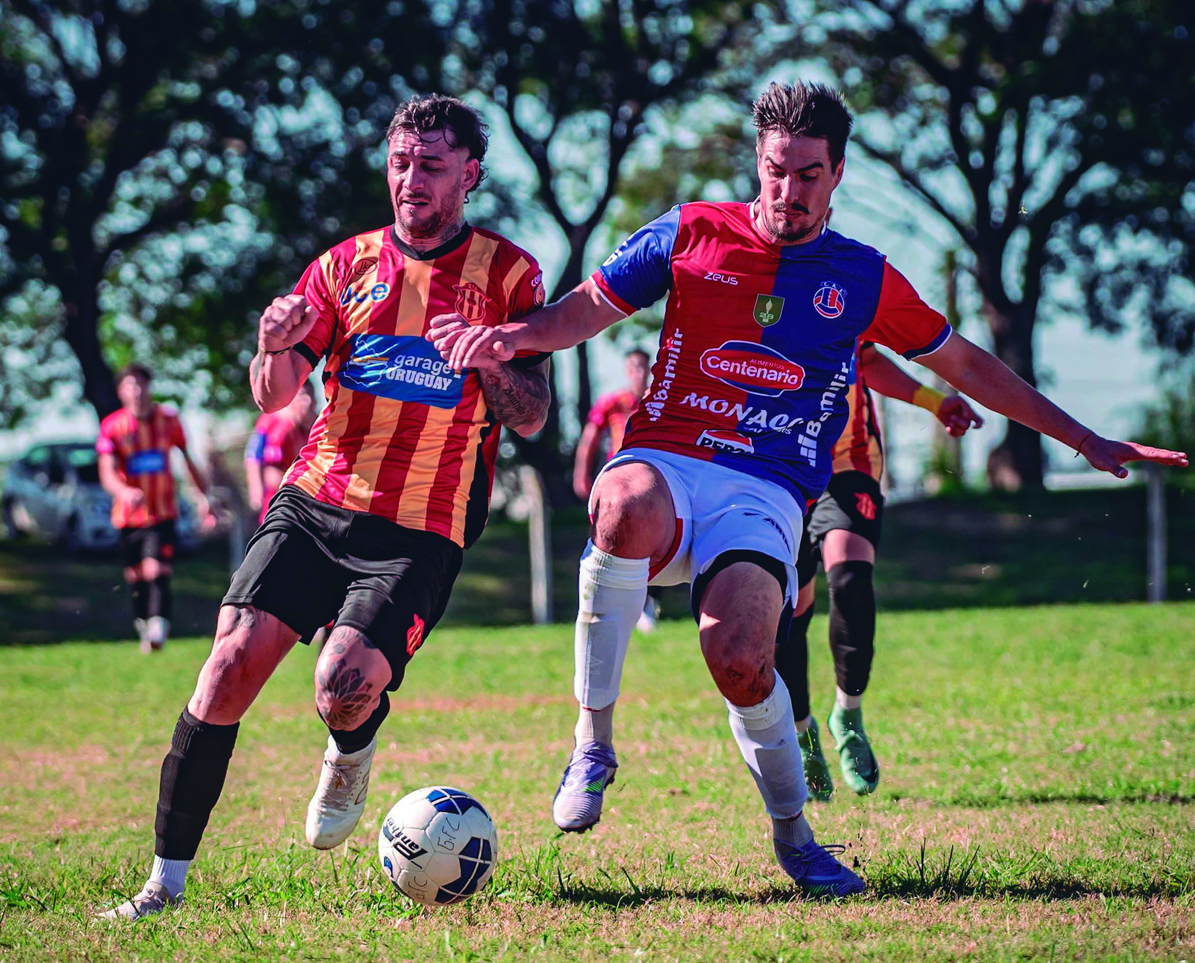 Masseroni al ataque en complicado juego que se sacó adelante. Foto: Valentín Fernández