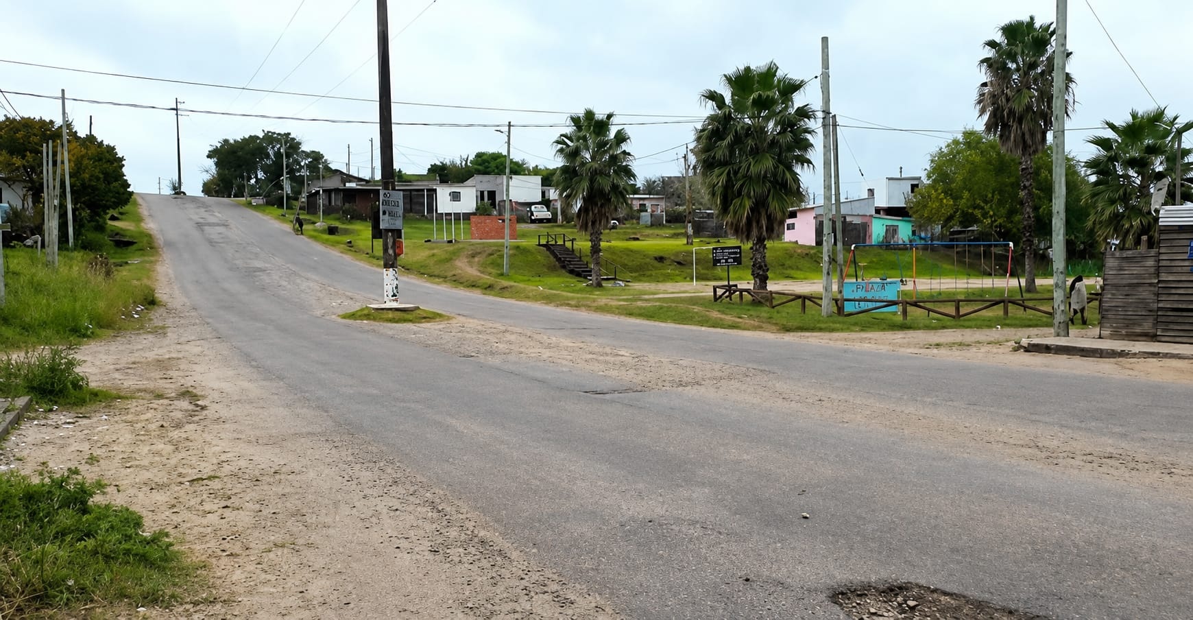 Familias resisten a desalojo y dicen que cuentan con servicios regulares 