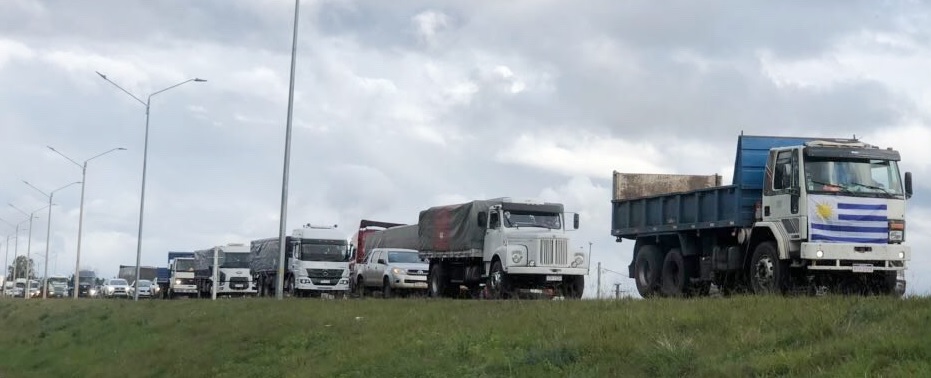 Diputado de Brum advierte que guía de carga es una amenaza para el transporte y pide respuestas a MTOP
