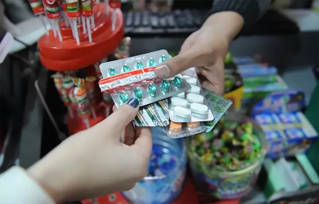 Junta: advierten ante venta clandestina de antibióticos sin receta médica en comercios 