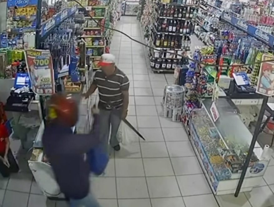 Violento asalto a mano armada en  comercio: se llevan botín de $10.000 