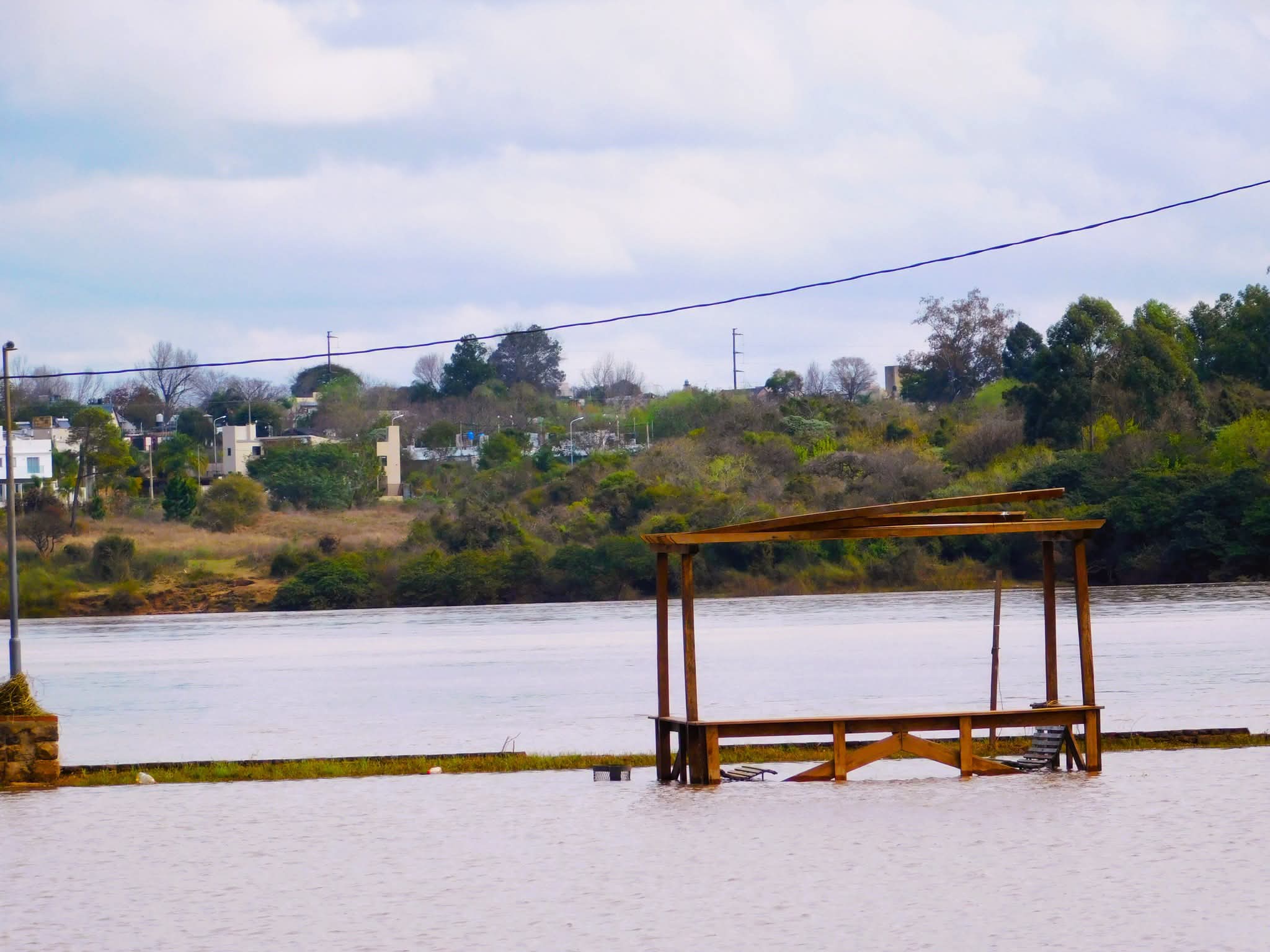 Se mantiene la evacuación para reducir el embalse, cota máxima será de 9,80 metros