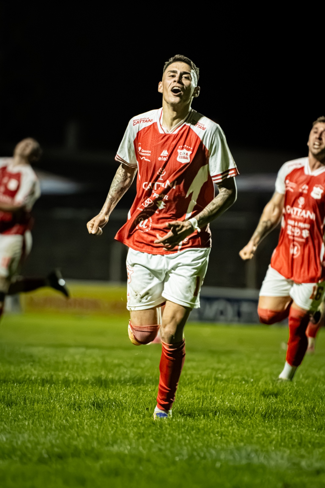 Facundo Martínez recibió tres partidos de pena y se perderá las finales.