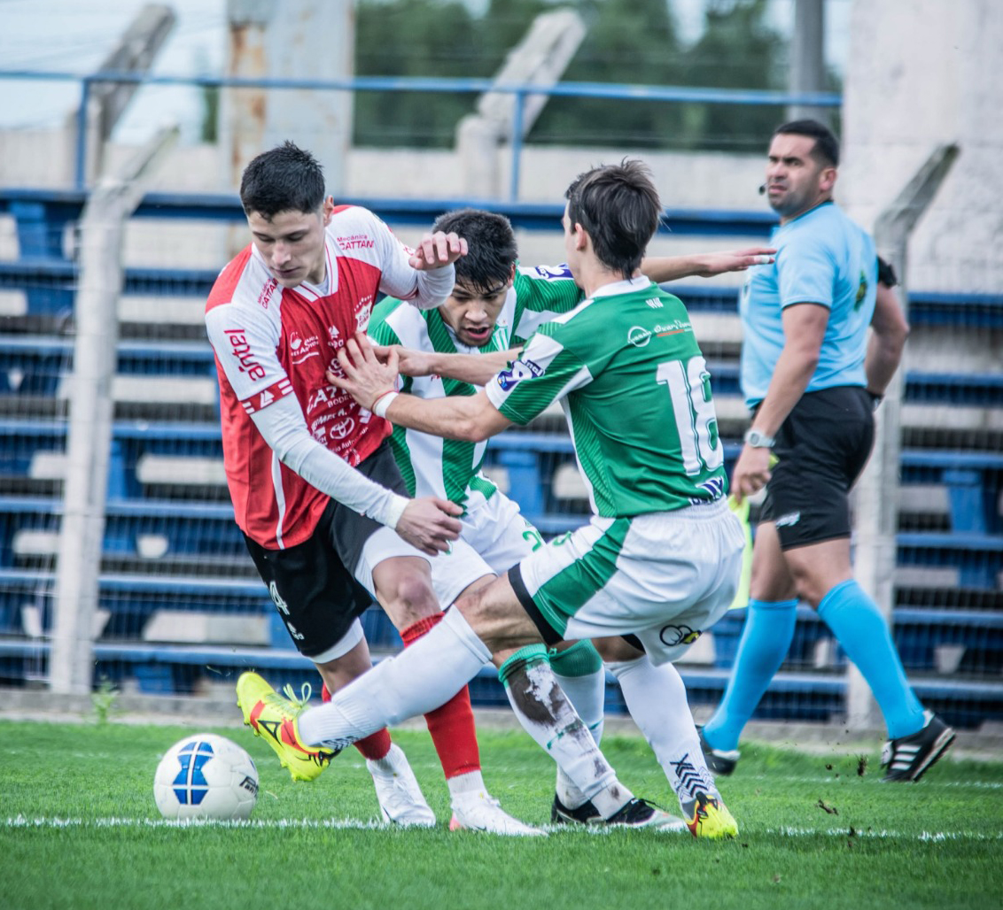 Renato Vidal en la épica remontada ceibaleña en San José.