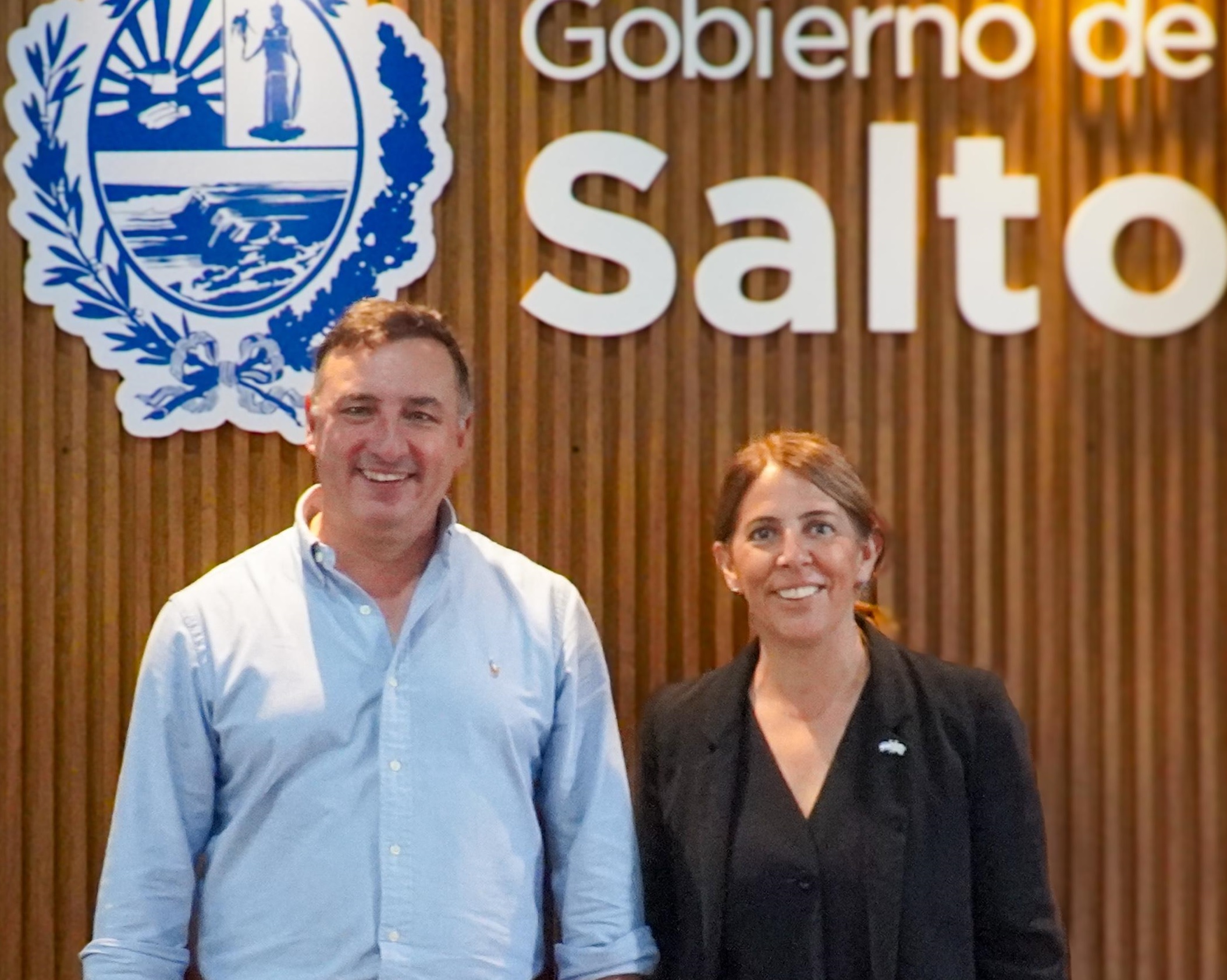 Albisu recibió a la nueva cónsul  de República Argentina en Salto
