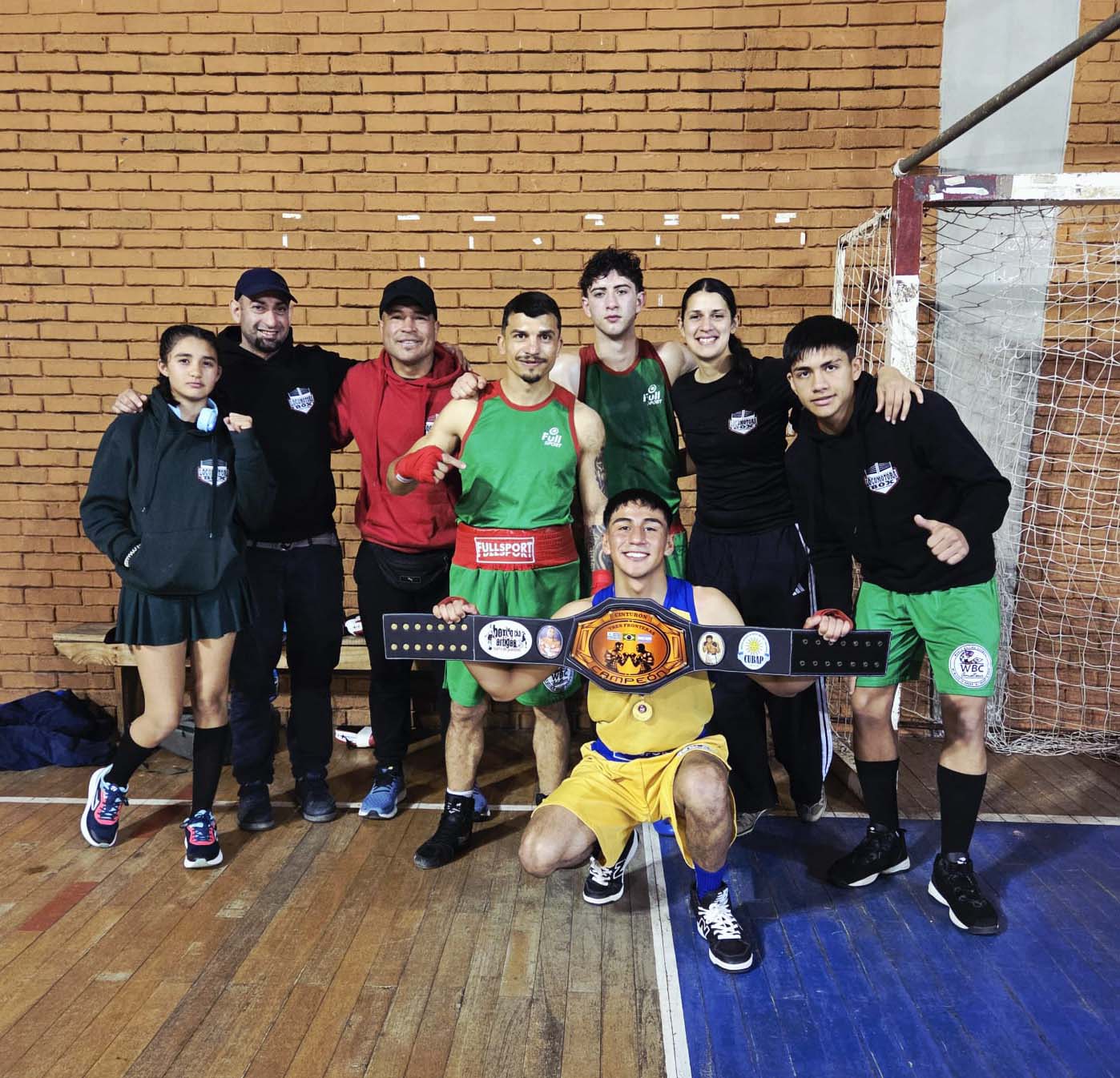 Velada de boxeo en Artigas con triunfos de los nuestros