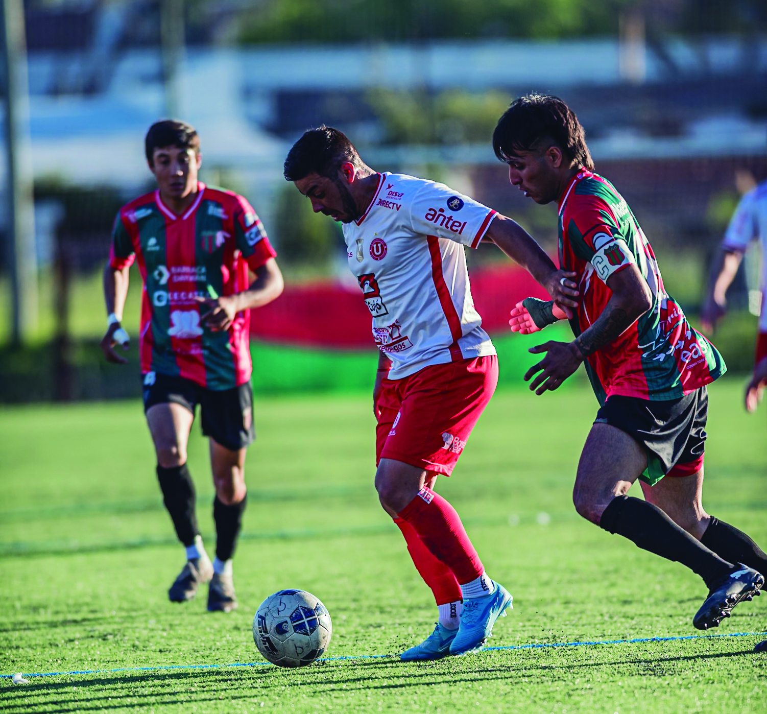 Universitario lo buscó y lo empató en los minutos finales. Foto: Valentín Fernández