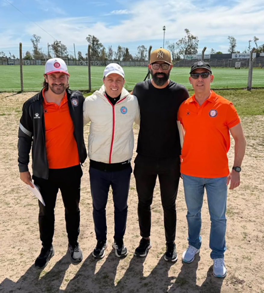 Ayer visitó a Salto FC un entrenador de scouting de la AFA (Argentina), en acuerdo para intercambiar jugadores juveniles.