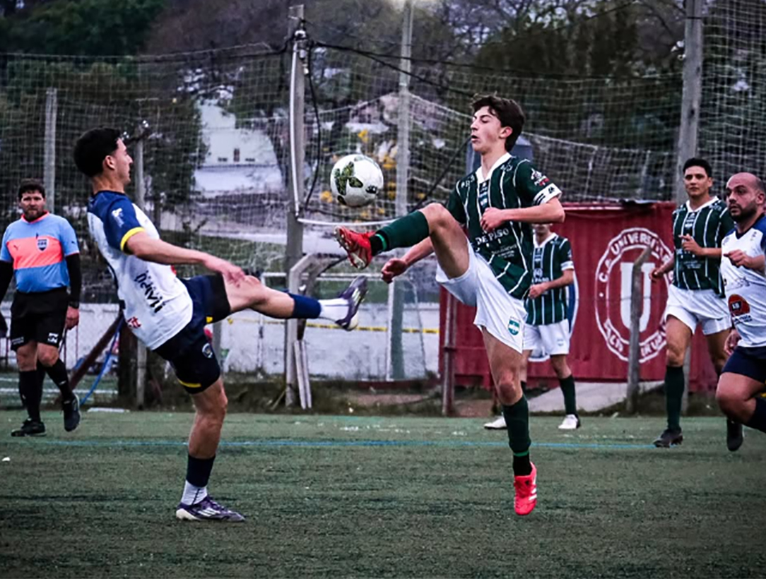 La República le ganó el partido clave de la fecha a Villa España, que lo dejó en posición de liguilla y le dio el título del Acumulado a Deportivo VJ y el del Clausura a La Academia. Foto: LSFC