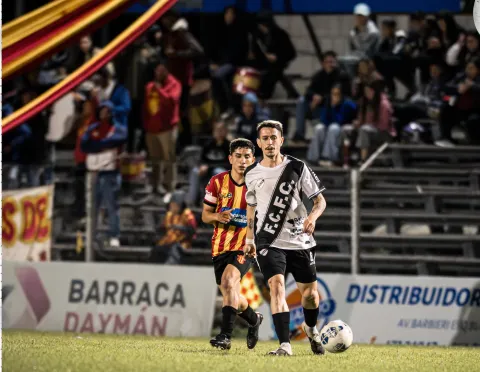 Ferro Carril (1) – Gladiador (0) : La Franja con oficio se llevó la victoria 