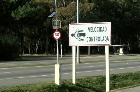Casi la mitad de infracciones detectadas  por radares en rutas no se pueden multar