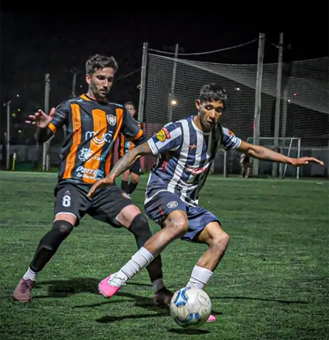 Burton perdió y tendrá que jugar una final.