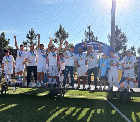Unos 15 jóvenes piden cancha : Fútbol inclusivo en Villa Constitución: un proyecto que quedó sin continuidad 