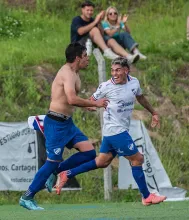 Nacional pasó a liderar el campeonato en nueve fechas. Foto Valentín Fernández-@thephoto.uy