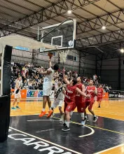 En escenarios diferentes, Ferro Carril y Universitario se juegan en esta jornada puntos que deciden posiciones.