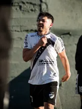 Los autores de los goles del empate de la primera final del Salteño, Jorgeluis Vera y Agustín Suárez.