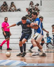 Palomar y Cerro jugaron un gran partido y fue un empate que le sirve más al líder.