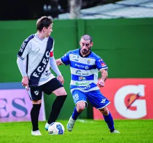 Nahuel Machado no pudo incidir como en el partido de ida para ir por otro título del interior. Foto: Valentín Fernández.