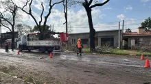Arduo trabajo para el despeje de calles y avenidas.