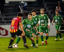 Gladiador y Arsenal cerraron la etapa. Foto Valentín Fernández