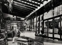Interior del Baratillo de Milán de Curioni