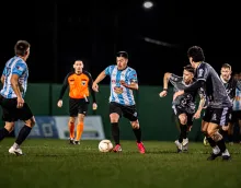 Un gran clásico se jugó por la 7ª fecha, con un empate agónico de Ferro, que terminó con dos jugadores más. Foto: Valentín Fernández