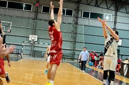 Ferro derrotó a Universitario y pasó al frente en el cierre de la 6ª fecha