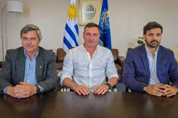 El intendente Carlos Albisu  anunció una solicitud para  financiamiento a largo plazo 