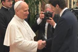 El salteño Francisco Ardaix  con Papa León en Vaticano