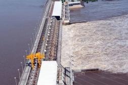 La cota del puerto de  Salto baja  a 7 metros