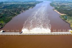 Exigen a Salto Grande frenar las "bruscas fluctuaciones" del Uruguay que provocan daños económicos y turísticos