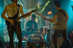 Juventud impulsa concurso  de Bandas de Rock en Salto