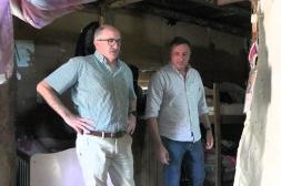 Intendente Albisu recorrió  en barrio Artigas inicio de  la ejecución del "Piso Digno"