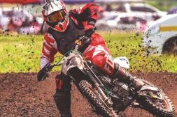 Motociclismo: Arrancó con éxito el Nocturno en pista Gautron