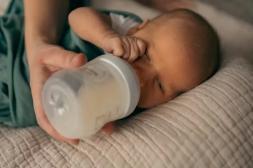 Retiran del mercado fórmula para  lactantes por posible toxina cereulida