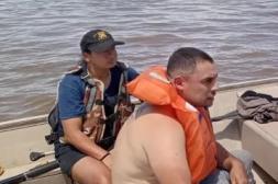 Prefectura rescató a dos argentinos  que cayeron al agua en río Uruguay 